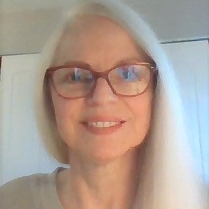 LisaGross-48c2a's avatar